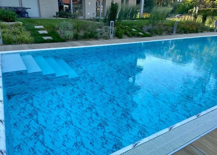 Mistral Residenc 102 *